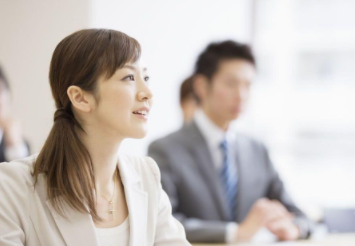 考叉车证有哪些流程?